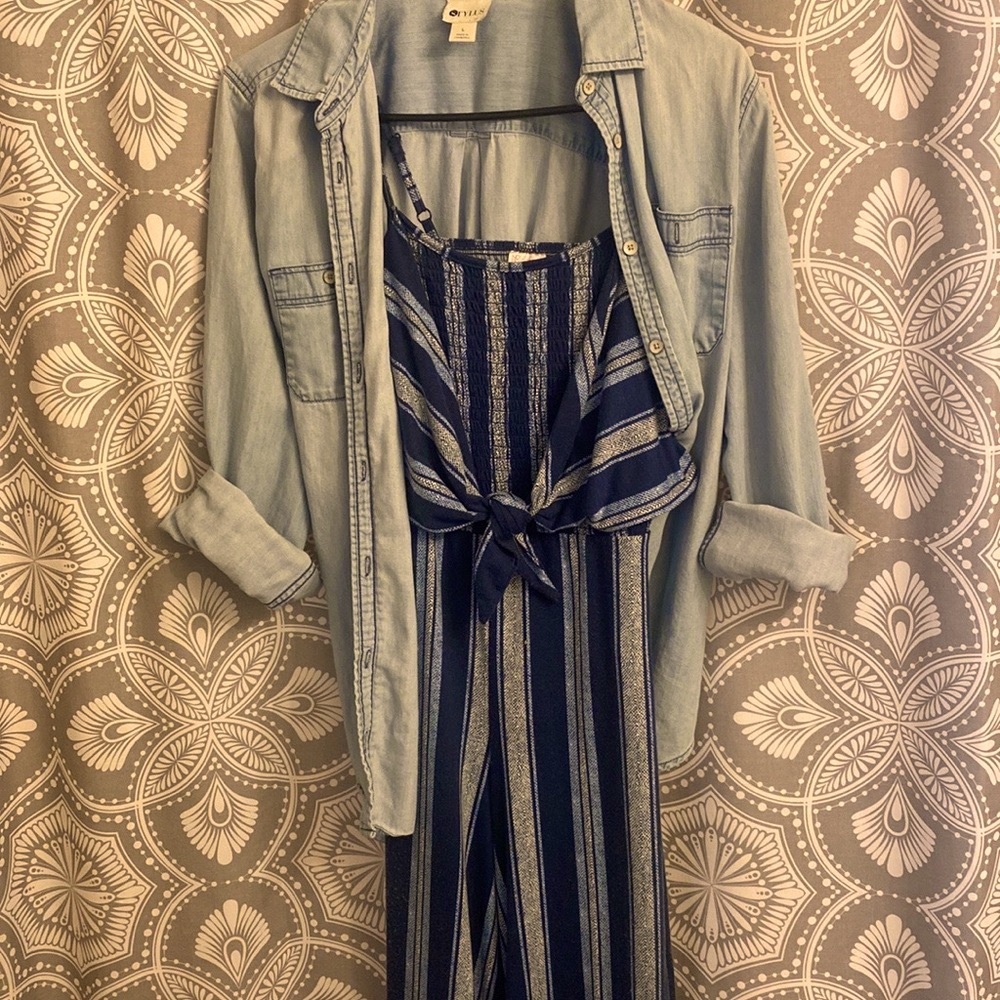 Women’s Pants Suit